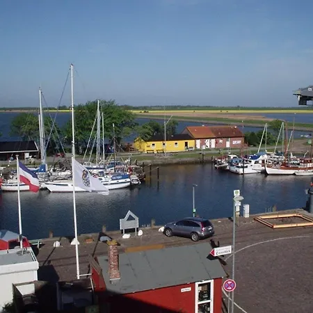 Lachmoewe